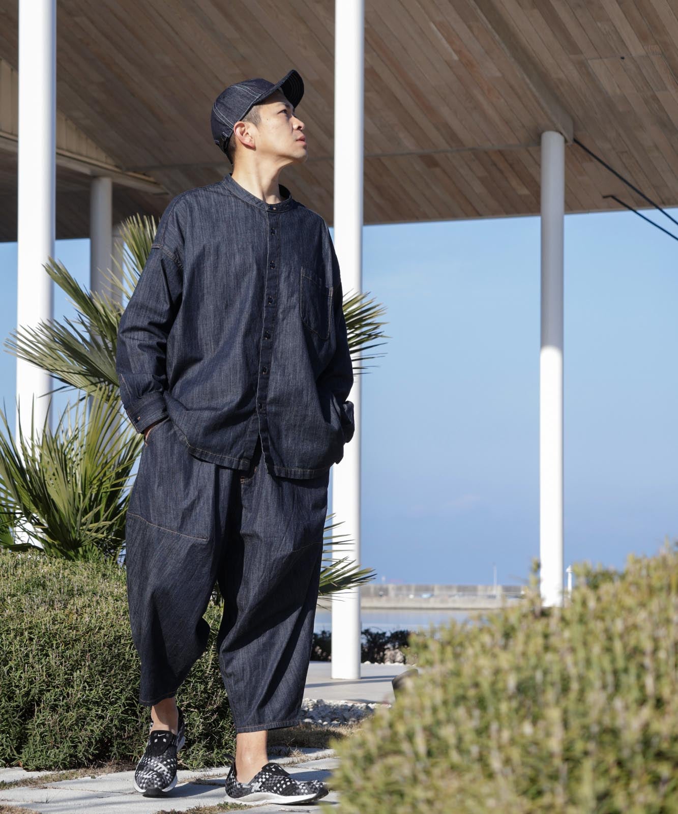 Big Silhouette No Collar Shirt by LELAX